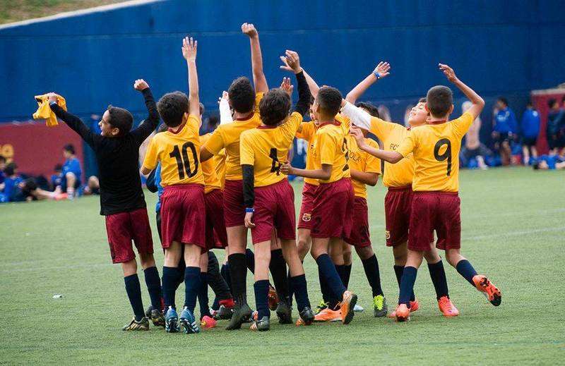 Fcb-escola-soccer-school-Ain-chock-hay-hassani